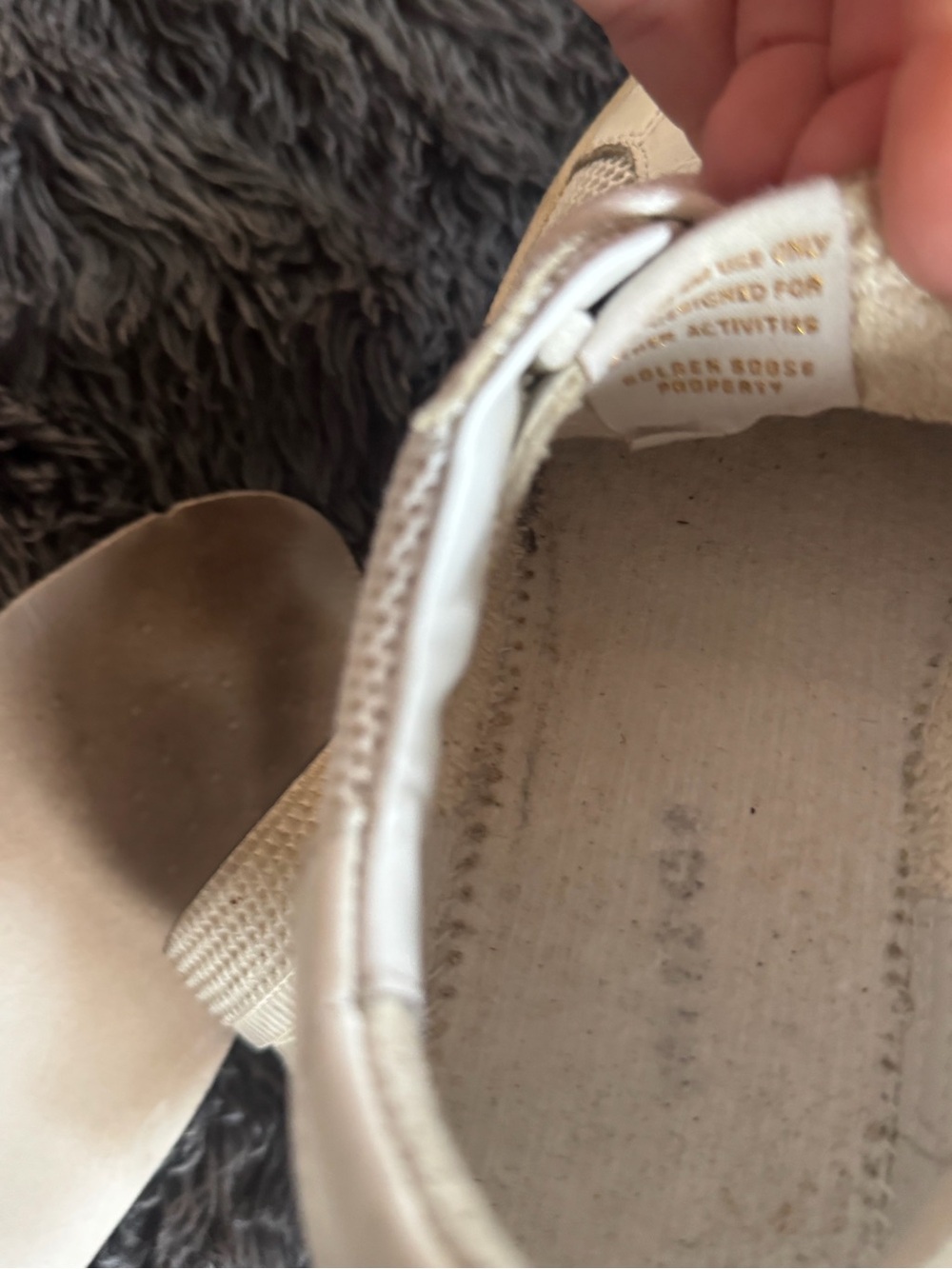 Golden Goose Cream and White Low-Top Sneaker - Picture 4 of 9